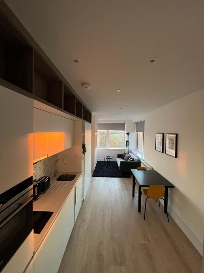Aeropartment & Aerotel, London Heathrow Airport, Terminal 4, Ev Stations & Cheap Parking On Site! Hillingdon Eksteriør billede